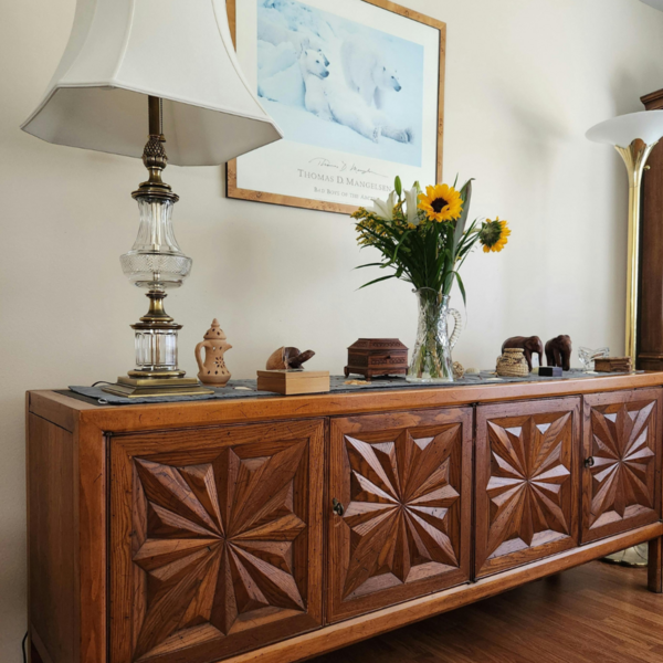 Buffet parisien en bois massif
